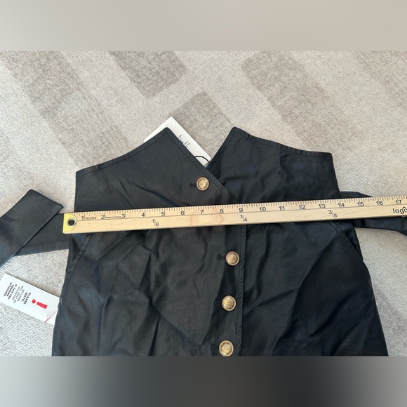 Bardot Women’s Wrap Button Pu Skirt In Black Faux Leather NWT (Size S/6) - Picture 10 of 10